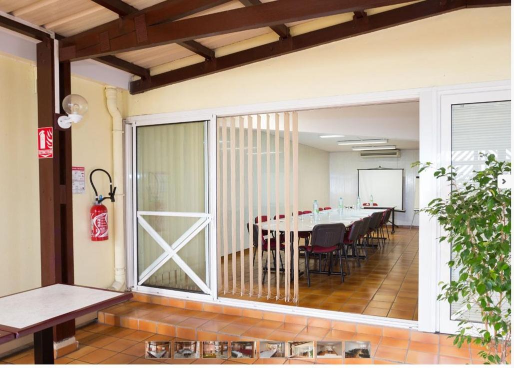 Hotel Austral By Exsel Σαιν-Ντενί Εξωτερικό φωτογραφία
